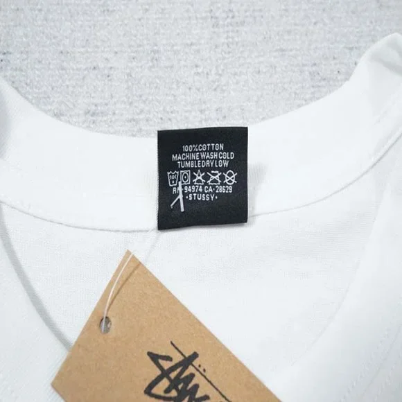 STUSSY Red Big Heart T-Shirt - White Short Sleeve - Picture 2 of 15